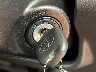 صورة 27 لـ 2024 Toyota LAND CRUISER 70