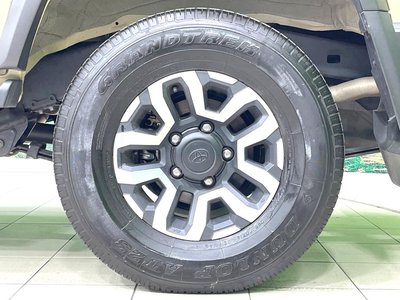 صورة 58 لـ 2024 Toyota LAND CRUISER 70