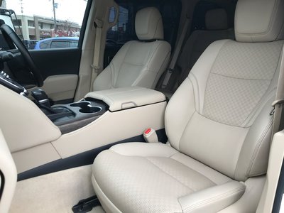 صورة 46 لـ 2023 Toyota LAND CRUISER 300