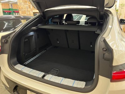 2022 BMW X4 photo 10