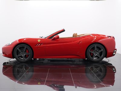 صورة مصغرة 27 لـ 2012 Ferrari CALIFORNIA 30