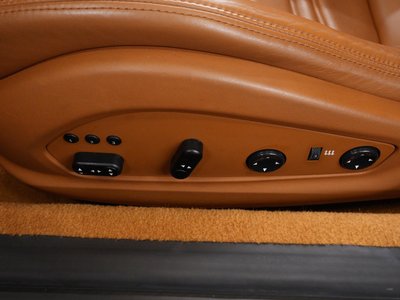 صورة مصغرة 38 لـ 2012 Ferrari CALIFORNIA 30