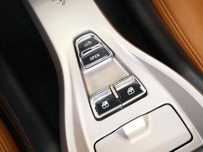 صورة مصغرة 49 لـ 2012 Ferrari CALIFORNIA 30
