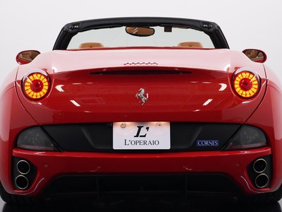 صورة مصغرة 18 لـ 2012 Ferrari CALIFORNIA 30