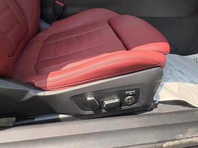 2024 BMW 2 SERIES COUPE thumbnail 31