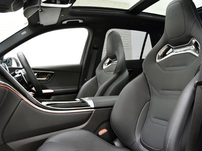 صورة 9 لـ 2024 Mercedes-BENZ GLC AMG