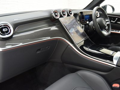 صورة 10 لـ 2024 Mercedes-BENZ GLC AMG