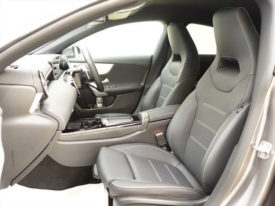2025 Mercedes-BENZ CLA photo 13