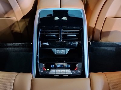 صورة مصغرة 47 لـ 2024 BMW Alpina B8 GRAN COUPE