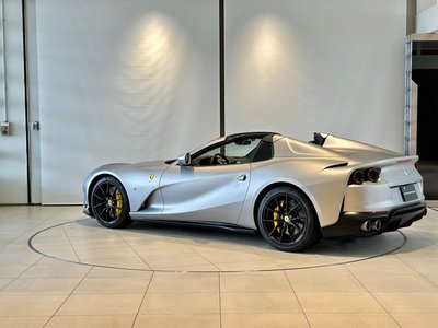 2022 Ferrari 812 GTS 照片 7