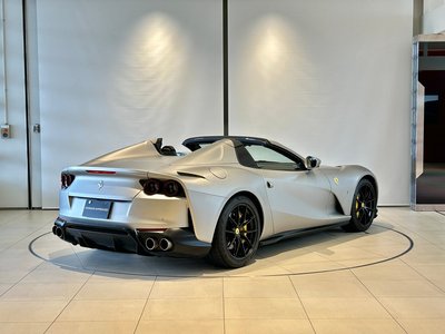 2022 Ferrari 812 GTS 照片 9