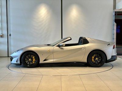2022 Ferrari 812 GTS 照片 6