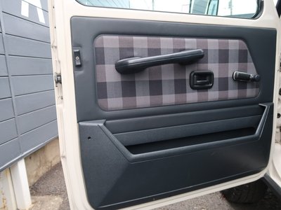 صورة 27 لـ 1988 Mercedes-BENZ G-CLASS