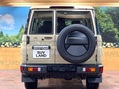 2025 Toyota LAND CRUISER 70 — фото 15