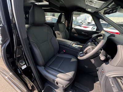 صورة 50 لـ 2025 Toyota ALPHARD