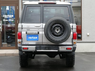 2000 Toyota LAND CRUISER 70 照片 14