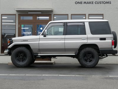 2000 Toyota LAND CRUISER 70 照片 10