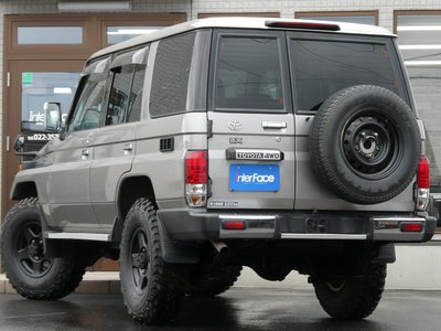 2000 Toyota LAND CRUISER 70 照片 12
