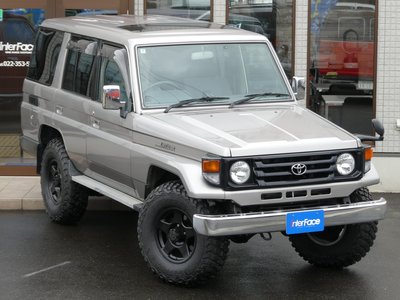 2000 Toyota LAND CRUISER 70 照片 6