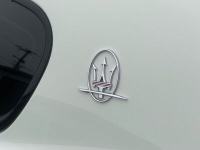صورة 7 لـ 2015 Maserati GRANTURISMO