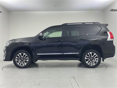 صورة 38 لـ 2023 Toyota LAND CRUISER PRADO