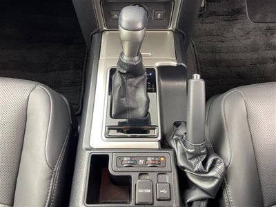 صورة 26 لـ 2023 Toyota LAND CRUISER PRADO