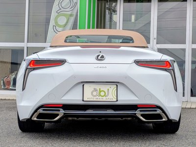 صورة 28 لـ 2020 Lexus LC CONVERTIBLE