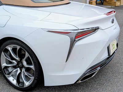 صورة 26 لـ 2020 Lexus LC CONVERTIBLE