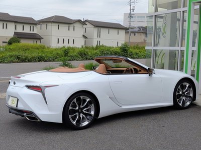صورة 34 لـ 2020 Lexus LC CONVERTIBLE