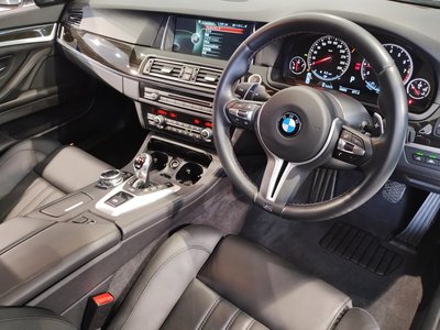 2014 BMW M5 thumbnail 42
