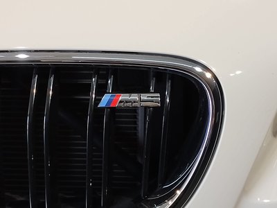 2014 BMW M5 thumbnail 26