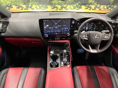 صورة مصغرة 2 لـ 2023 Lexus NX