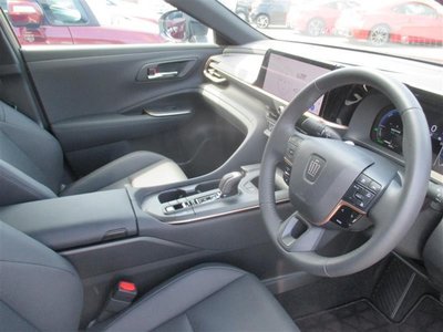 صورة 14 لـ 2022 Toyota CROWN CROSSOVER