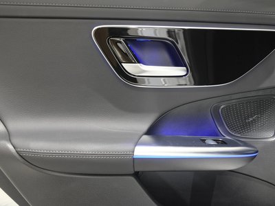 2025 Mercedes-BENZ C-CLASS thumbnail 40