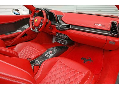 2012 Ferrari 458 SPIDER — фото 11