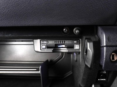 2024 Lexus IS thumbnail 28