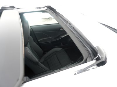2024 Lexus IS thumbnail 36