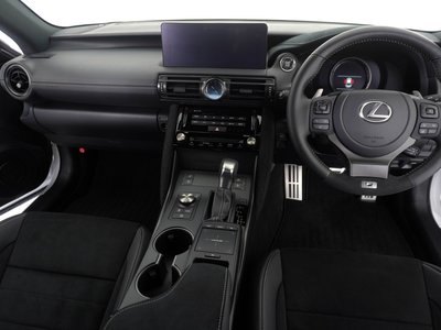 2024 Lexus IS thumbnail 18