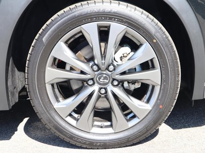 2025 Lexus UX — миниатюра 6