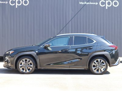 2025 Lexus UX — миниатюра 3
