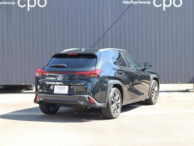 2025 Lexus UX — миниатюра 5
