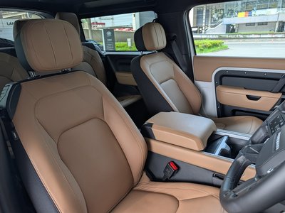 2025 LAND Rover DEFENDER photo 12