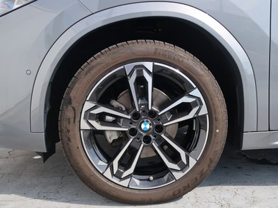 2025 BMW X2 photo 9