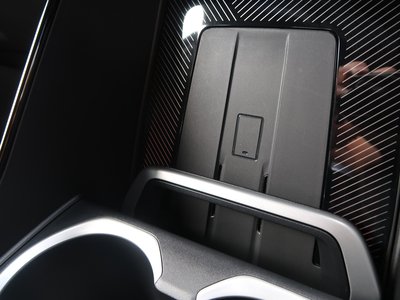 2025 BMW X2 thumbnail 27