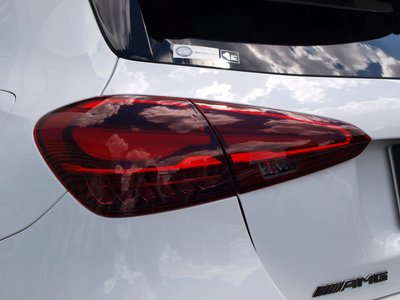 صورة 16 لـ 2025 Mercedes-BENZ A-CLASS AMG