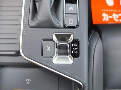 2025 Lexus GX — миниатюра 41