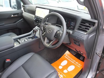 2025 Lexus GX — миниатюра 27