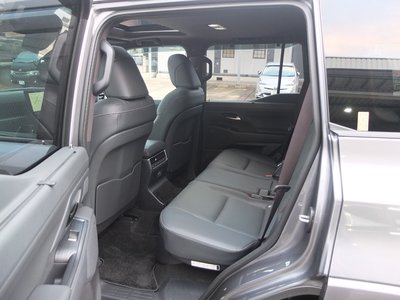 2025 Lexus GX — миниатюра 57