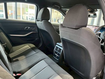 2026 BMW 3 SERIES thumbnail 32