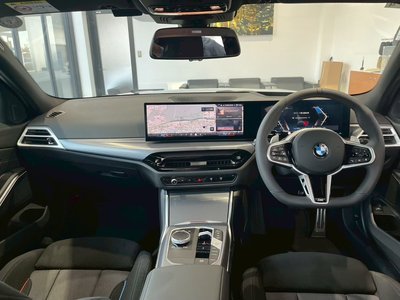 2026 BMW 3 SERIES thumbnail 18